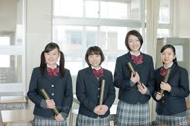 女子　卒業|四国新聞