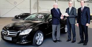 Peter Wierlemann fährt den ersten Mercedes CLS - PRESTIGE CARS ...