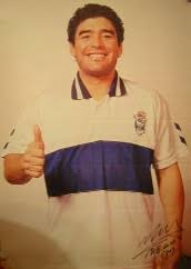 Esta Camiseta la Uso MARADONA Images?q=tbn:ANd9GcQfbqYIxDVO7_UTcYfpZaNjXyWzKkg_p-BYnnqmLXTaxQh3Xa8vXg