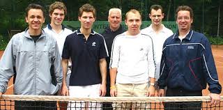 Herrenmannschaft der Kettwiger Tennisgesellschaft KTG, (v.l.) Martin Vosswinkel, Mark Lommatzsch, Oliver Lommatzsch, Oliver Bonk, Christian Damms, ...