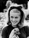 http://rdujour.com/wp-content/uploads/2011/12/Catherine-Deneuve-picture-Z1G198313initialsdbb.blogspot.com_b.jpg