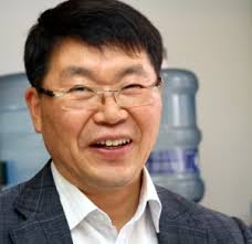 Soo-nam Jin, executive director of Medical Tourism Department of KTO, says, “Medical tourism based on the world&#39;s best medical technology is boosting our ... - Soo-nam%2520Jin-01