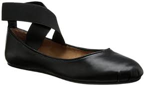 Real vs. Steal � Chloé Criss-Cross Ankle Strap Ballet Flats