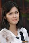 Sandra Dewi Photo