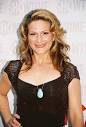 Ana Gasteyer Headshot Photo on BroadwayWorld.