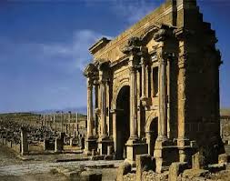  المدينة الرومانية القديمة بالجزائر (تيمقاد) Images?q=tbn:ANd9GcQkvC2MB90nHNgGf39QxsT_sAjCi_klL8rRnnvV8q0pRG2pRnRP9w