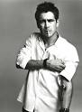 Photo Gallery: <b>Colin Farrell</b> is one of the