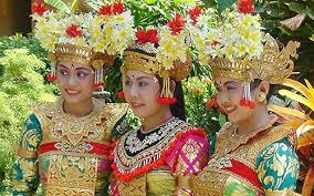 Penduduk Usia Kerja Bali