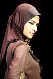 Muslim dress trendy and quality
