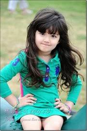 pilih mana Suri Cruise atau Kenneth Nicole Brodsky (2 anak ...