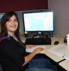 The graduate student Yadira Soto Viruet participated in a summer internship with the US Geological Survey ... - yadira_usgs09