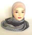 Foulard hijab avec motifs gris