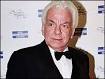 Barry Cryer describes Howerd - _41448658_cryer_203