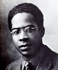 Après avoir réussi le concours d&#39;entrée à l&#39;Ecole normale supérieure en 1935, Aimé Césaire qui n&#39;a pas les moyens de retourner chez ses parents en ... - aime-cesaire