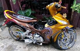 Foto gambar modifikasi motor yamaha jupiter mx new velg jari jari ...