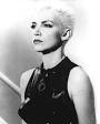 http://www.nndb.com/people/404/000025329/annie-lennox-70.jpg