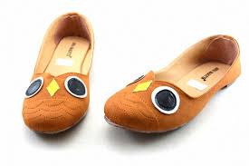 saya mau beli sepatu cewek terbaru model unik harga terjangkau ...