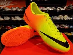 Sepatu Futsal Nike Mercurial Victory IV Citrus - Chexos Futsal ...