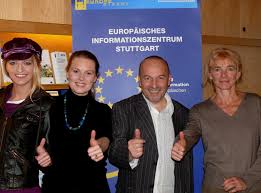 4 für Europa: Xenia von Sachsen, Patricia Kelly, Hans Derer und Stefanie Woite (Stuttgarter Europahaus). Dateityp: jpg. Größe: 4969 KByte