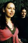 Rodrigo y Gabriela play