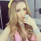 Who exactly is HANNAH QUINLIVAN and why Jay Chou agreed to no pre.