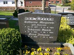 Grabstein von Johannes Frerich Lessen, van (22.05.1897-26.01.1995). Häufige Nachnamen auf diesem Friedhof: