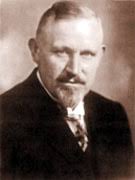 <b>Wilhelm Schäfer</b> wurde 1877 zu Gerolzhofen geboren und erhielt, <b>...</b> - Schaefer