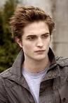 Robert Pattinson áll,