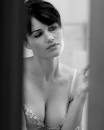 Nice Bra-carlagugino1.jpg