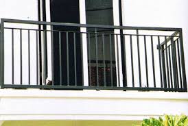 Model desain balkon rumah mewah minimalis 2 lantai�??