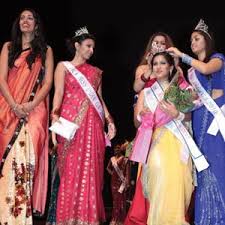 Khabar: Shenila Daredia and Honey Chawla Crowned at Beauty Pageant - 09_12-AT_BeautyContest