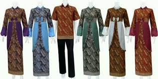 Model Busana Muslim Batik untuk Keluarga