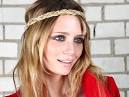 Mischa Barton barks at no dogs allowed sign outside Whole Foods