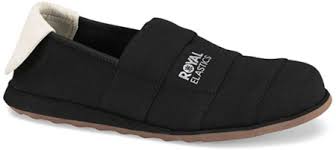 Daftar 14 Sepatu Branded Original Terpopuler Tahun