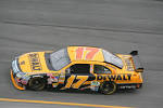 File:MATT KENSETH 2008 Dewalt Ford Fusion.jpg - Wikipedia, the ...