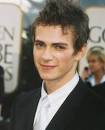 http://saraineilan.files.wordpress.com/2009/04/hayden-christensen.jpg