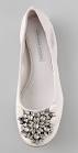 http://bios.weddingbee.com/pics/99023/Vera_Wang_1.jpg