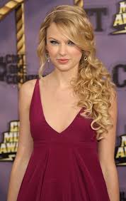 صور taylor swift Images?q=tbn:ANd9GcR6LViH0de0UeL9hBhH1qvv-Xbp8zj7PkaZR3KK01zTEUn2wTx9