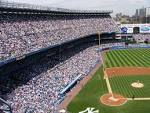 Yankees stadium crowd free - via Daymix