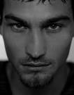 Andy Whitfield (known from