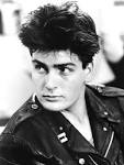 Charlie Sheen Picture 2