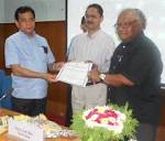 File:Prof AM Kayastha receiving the CNR Rao Education Foundation ...