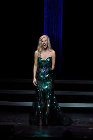 Miss Iowa One Arm: Nicole Kelly, Born Missing Forearm, To Compete ... - nicole-kelly_1