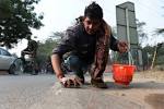 304333-agra-taj-preparations-.