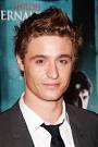 Max Irons - Red Riding Hood