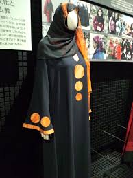File:National Museum of Ethnology, Osaka - Dress (abaya) and veil ...