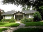 The OtHeR HoUsToN: BUNGALOW FRONT YARD GARDEN IDEAS