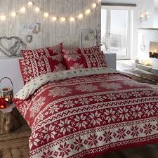 32 Adorable Christmas Bedroom Décor Ideas - DigsDigs