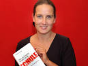 Sabine Czerny mit ihrem neuen Buch. Vom Schulrat bekam sie zu hören: „Frau ...