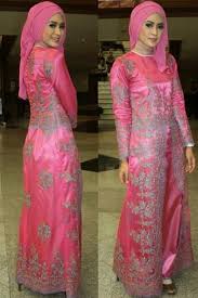 20 Model Kebaya Modern dengan Desain Simple dan Elegan